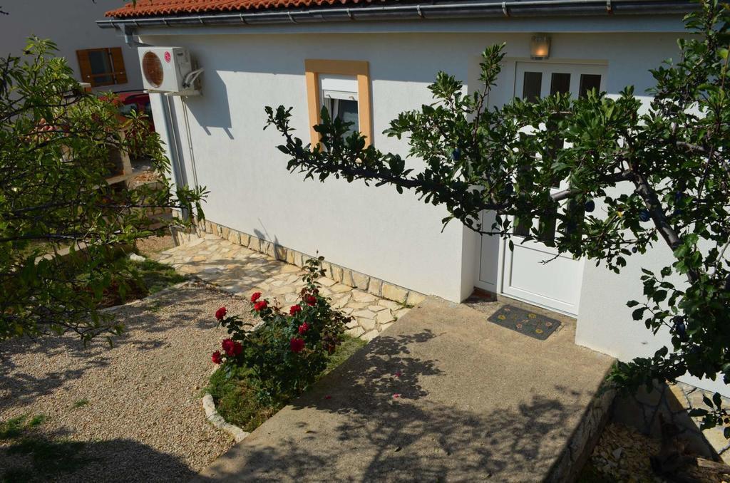 לון Apartments Krusvina מראה חיצוני תמונה