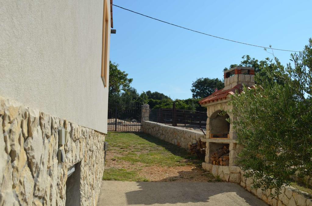 לון Apartments Krusvina מראה חיצוני תמונה