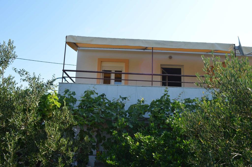 לון Apartments Krusvina מראה חיצוני תמונה