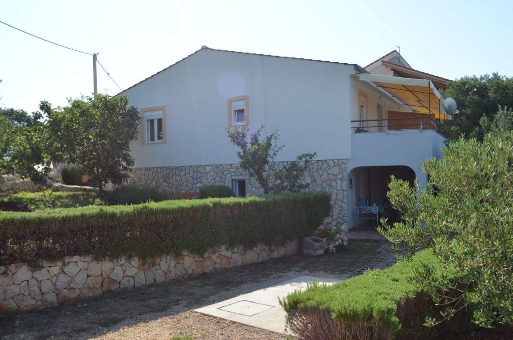 לון Apartments Krusvina מראה חיצוני תמונה