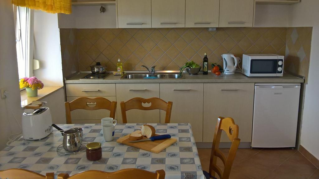 לון Apartments Krusvina מראה חיצוני תמונה