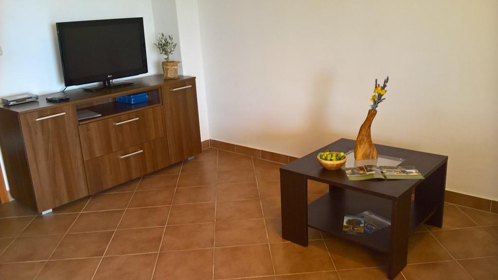 לון Apartments Krusvina מראה חיצוני תמונה